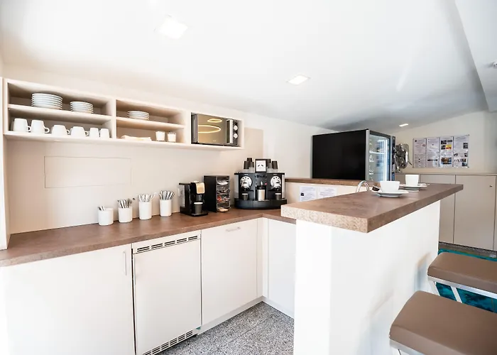 فندق مودوس 4*