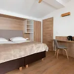 Отель Modus 4*